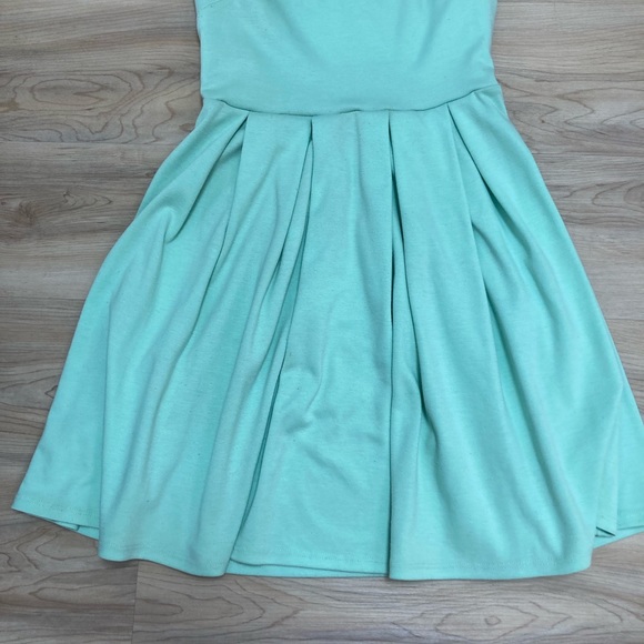 *HOST PICK* Monteau Babydoll Dress - Picture 6 of 6